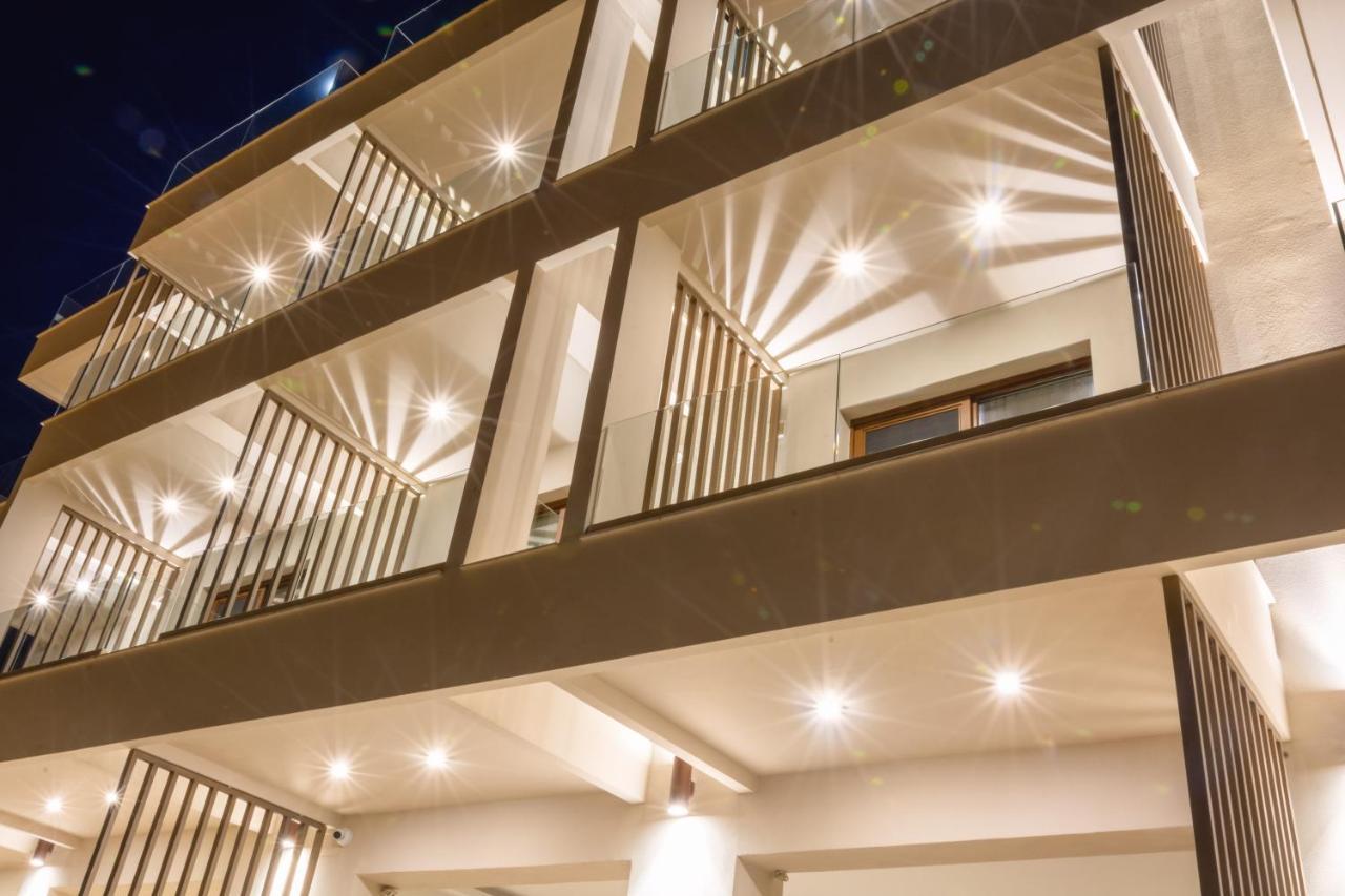 Pantheon Sea View Aparthotel Néi Póri Kültér fotó