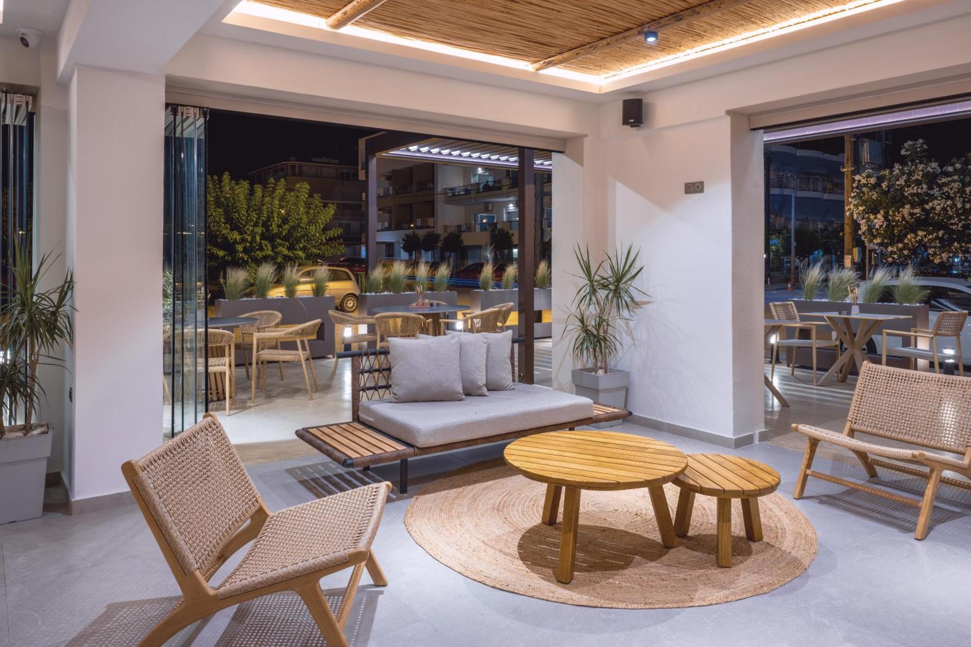 Pantheon Sea View Aparthotel Néi Póri Kültér fotó