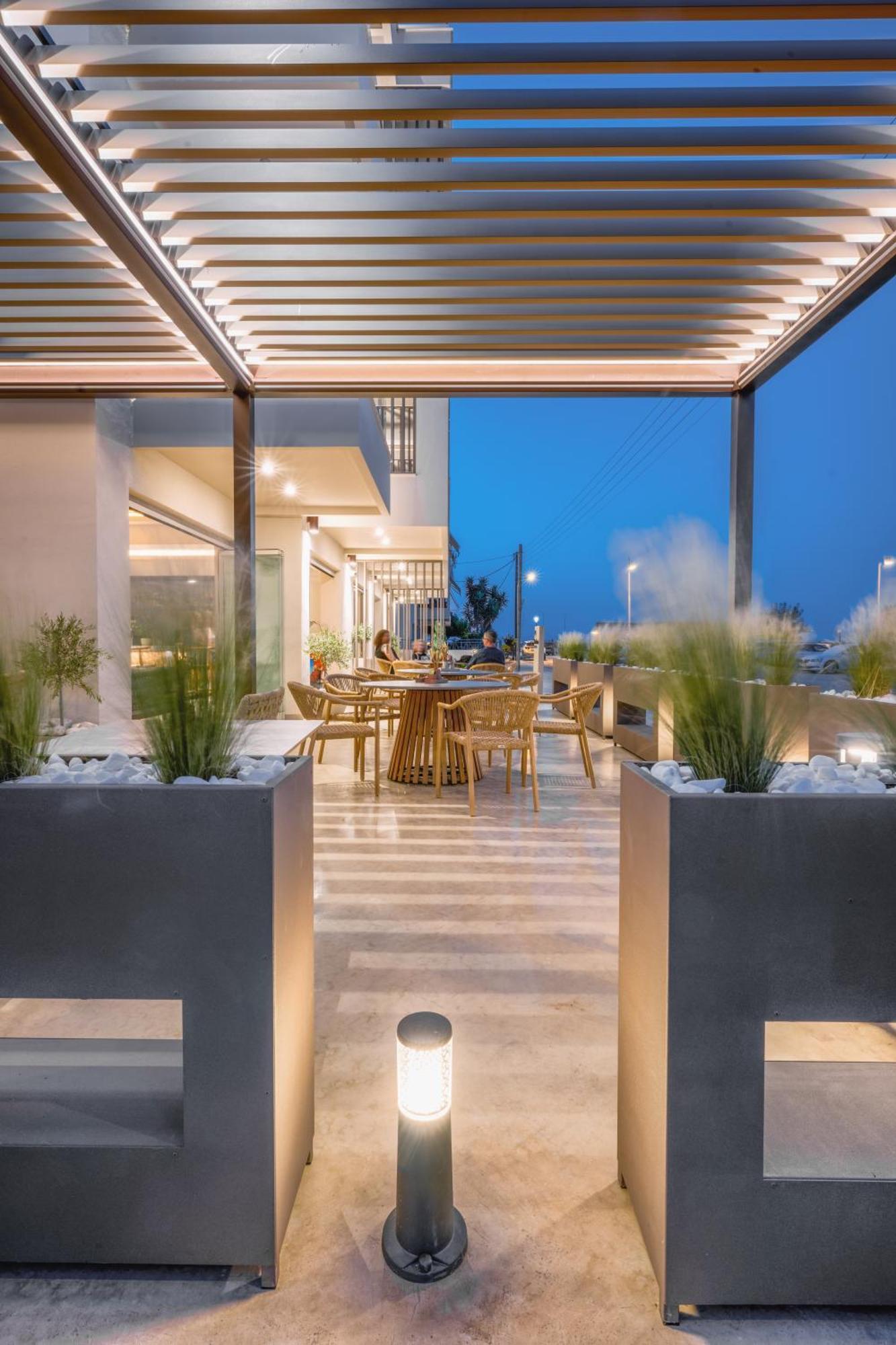 Pantheon Sea View Aparthotel Néi Póri Kültér fotó